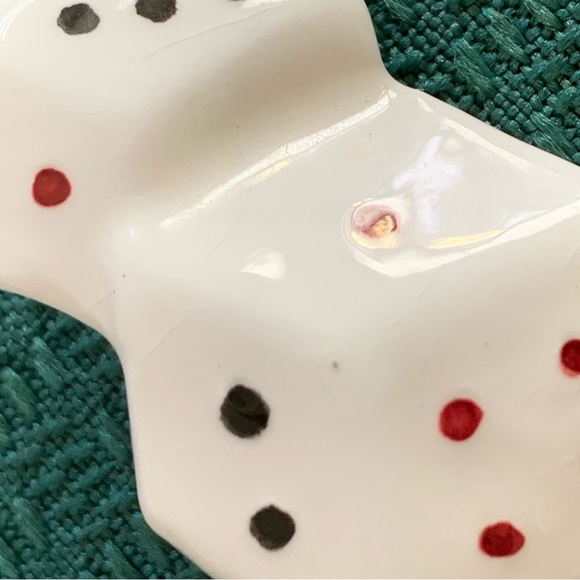 Vintage Ceramic Pair of Dice Brooch Pin - Picture 3 of 6
